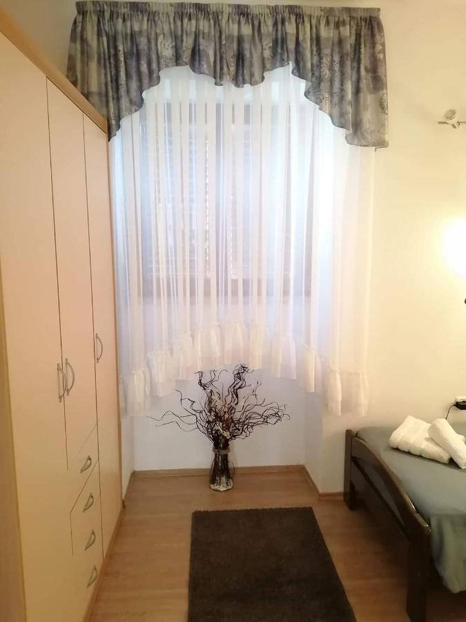 T&D Apartmani พูลา ภายนอก รูปภาพ
